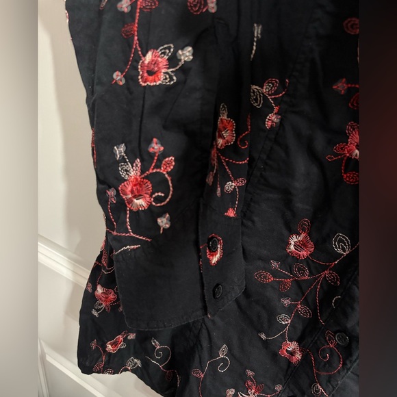 Embroidered Roper Shirt - Picture 5 of 11